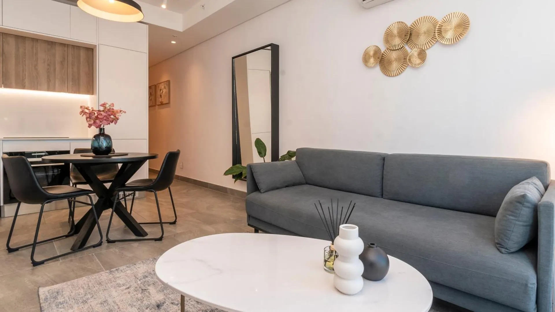Sky-High Comfort At The Rubik Cape Town