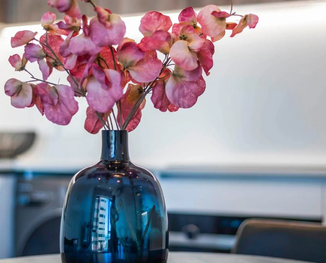 Sky-High Comfort At The Rubik Cape Town
