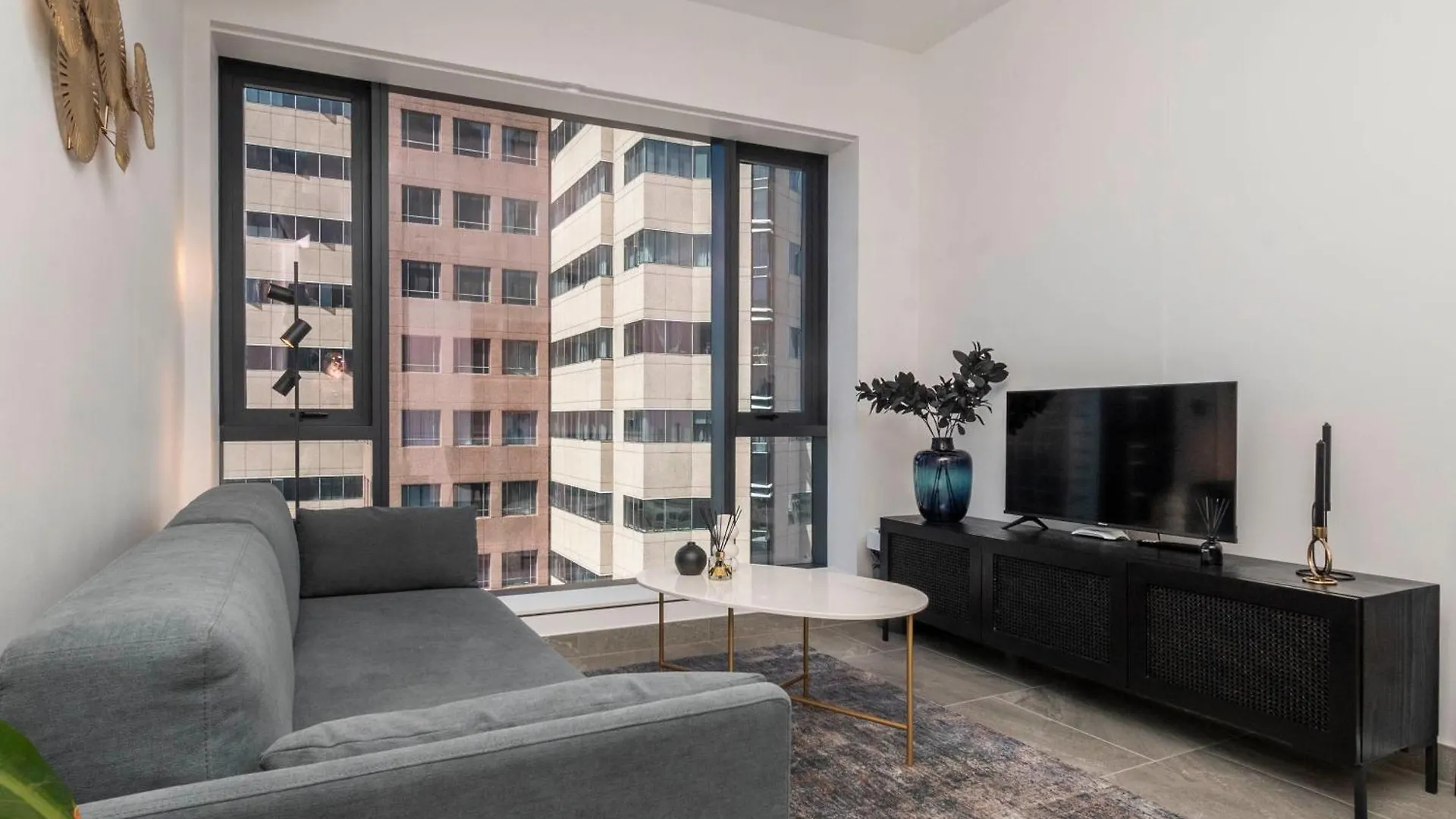 Sky-High Comfort At The Rubik Cape Town