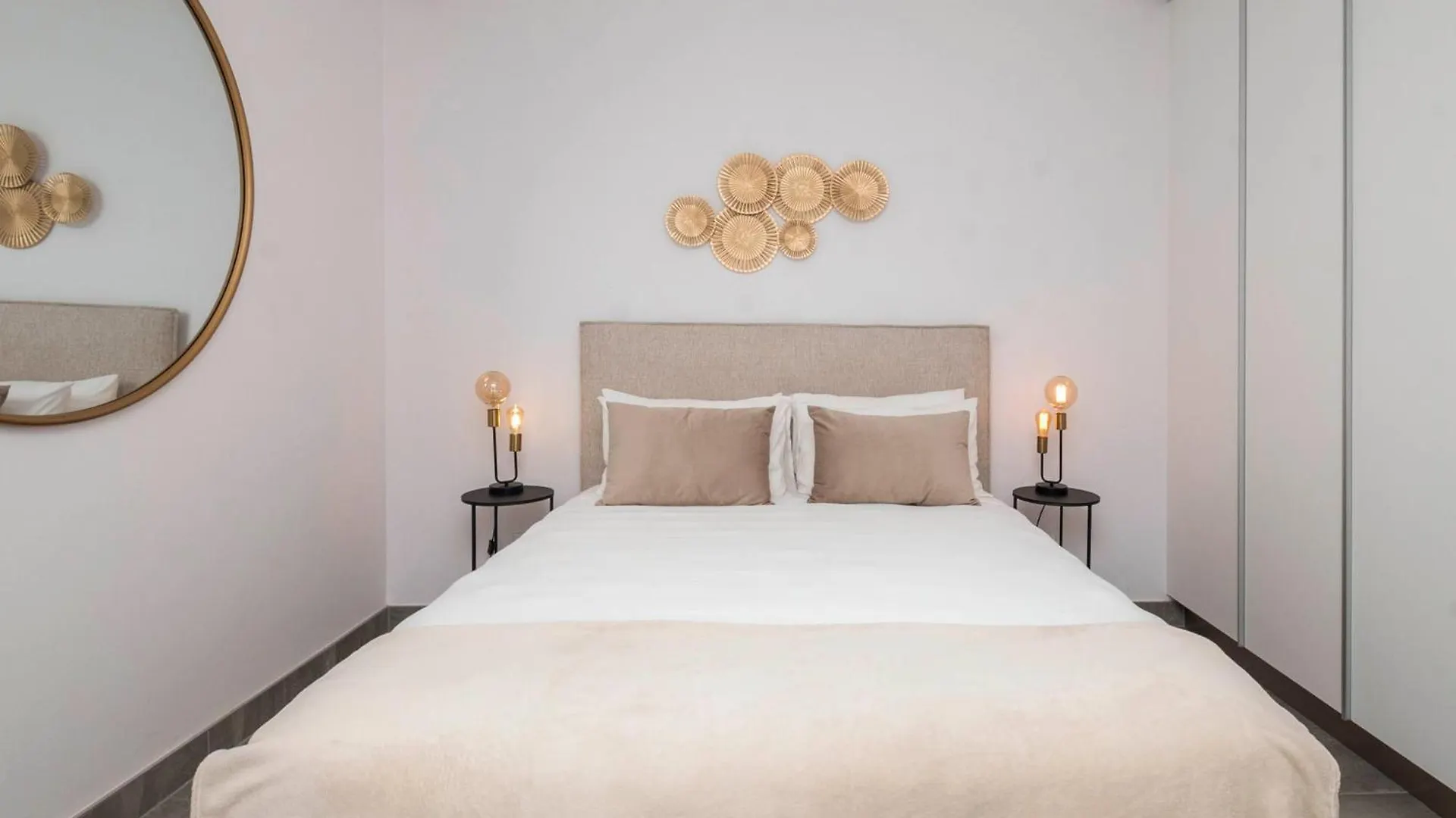 Sky-High Comfort At The Rubik Cape Town South Africa